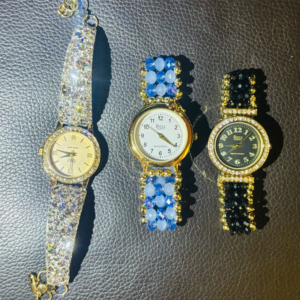 Elegant Gold and Crystal Women's Watch Set